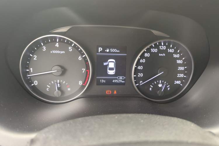 Used Hyundai Celesta 2017 1.6L Automatic Yueshin Edition DLX Instrument Cluster