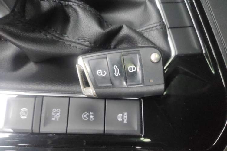 Used Volkswagen Tayron 2019 330TSI Two-Wheel Drive Luxury Model China VI Standard Interior 1