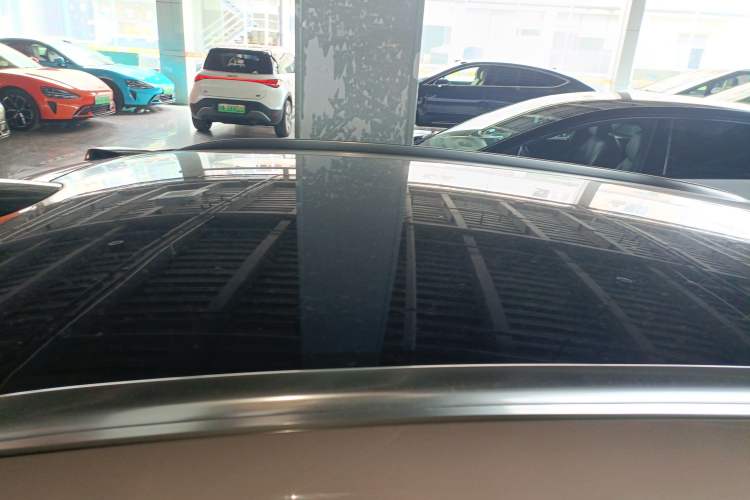 Used Nio ET5T 2024 75kWh Touring Roof