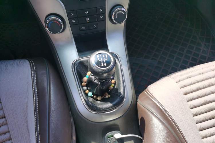 Used Chevrolet Cruze 2015 1.5L Classic SL MT
