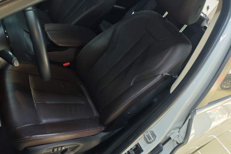 Used BMW X5 2015 xDrive28i