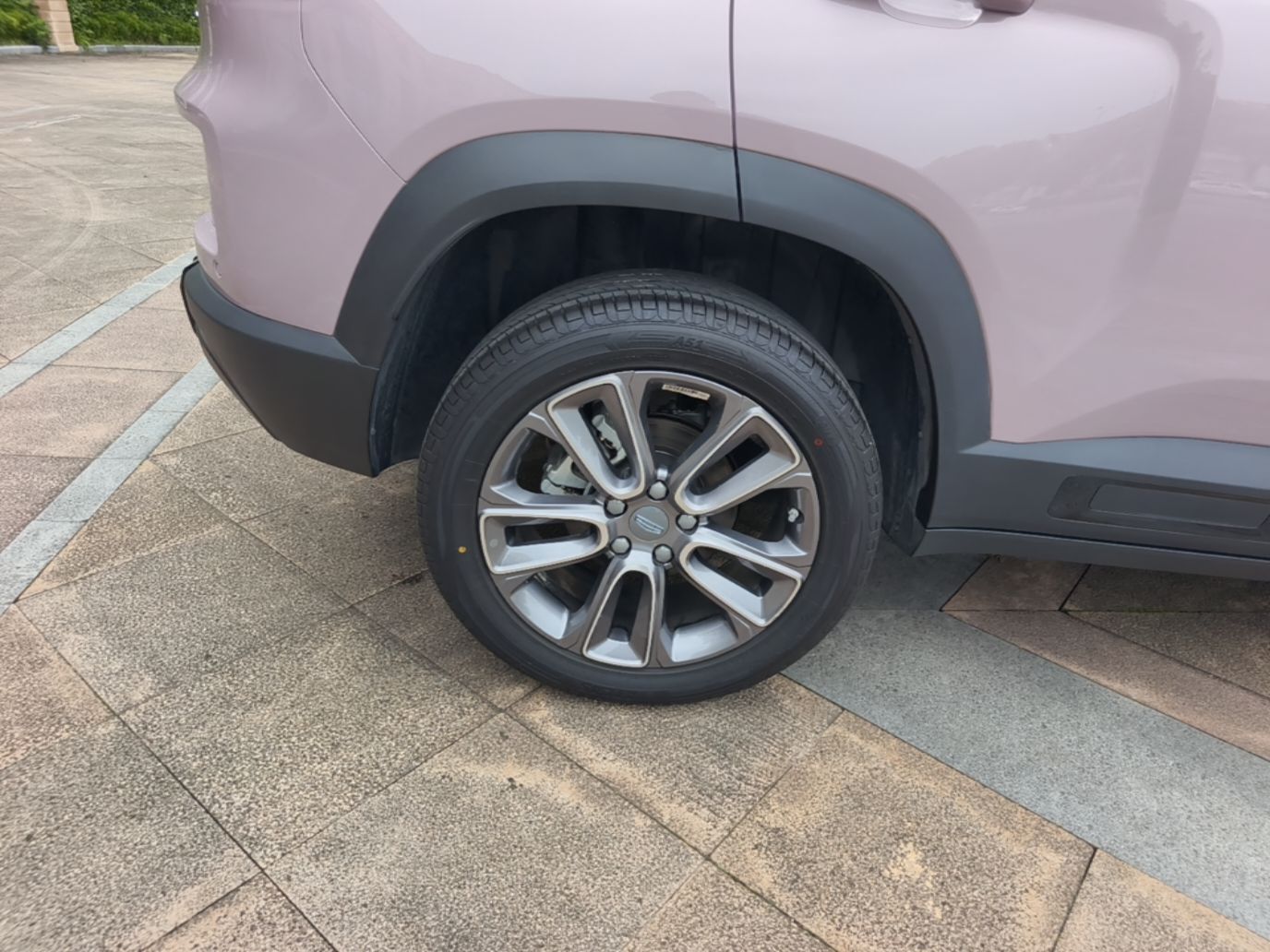 Geely Auto icon 2026 Model Chocolate 1.5TD Pure & Refined Edition — снимка 11
