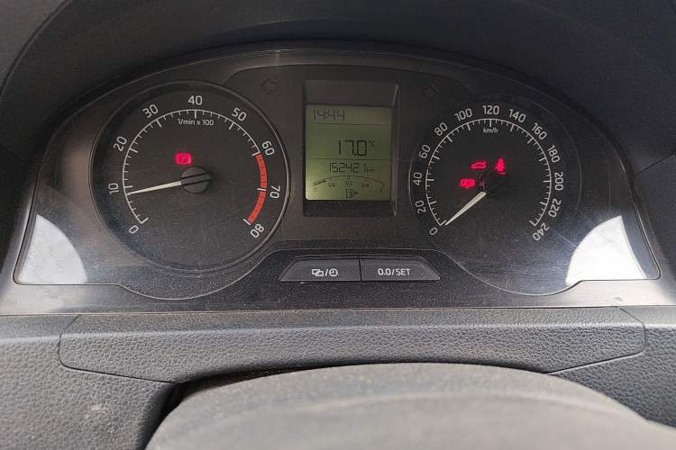 Used Skoda Rapid 2015 1.4L Manual Enjoyment Model Instrument Cluster