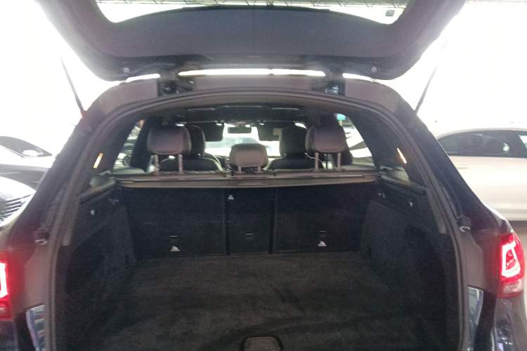 Used Mercedes-Benz GLC 2020 Facelifted GLC 260 L 4MATIC Dynamic Edition