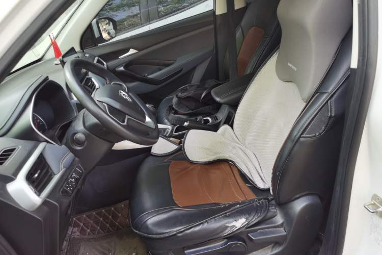 Used Baojun 530 2018 1.5T Manual Comfort Version China V