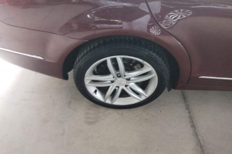 Used Mercedes-Benz C-Class 2013 C 260 CGI Elegant Model Right Rear Wheel Hub