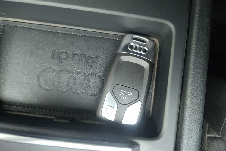 Used Audi Q5L 2022 Updated 40T Luxury Dynamic Edition