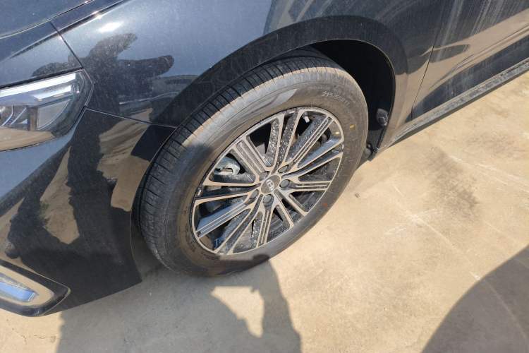 Used Geely Auto Preface 2026 Model Oriental Yao 1.5TD Fuyao Edition Left Front Wheel Hub