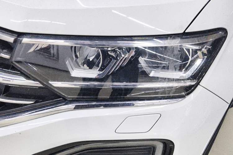 Used Volkswagen Tayron 2019 380TSI Four-Wheel Drive Prestige Model China VI Standard Left Front Headlight