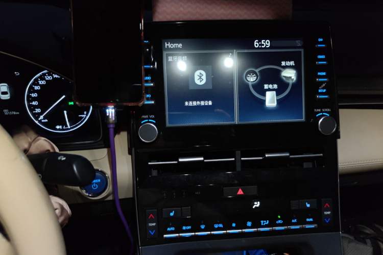 Used Toyota Avalon 2019 Dual-Engine 2.5L XLE Prestige Version China VI Standard
