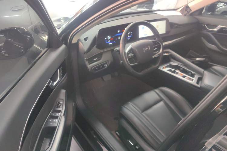 Used Bestune B70 2024 Dragon Edition 1.5T Leading Model
