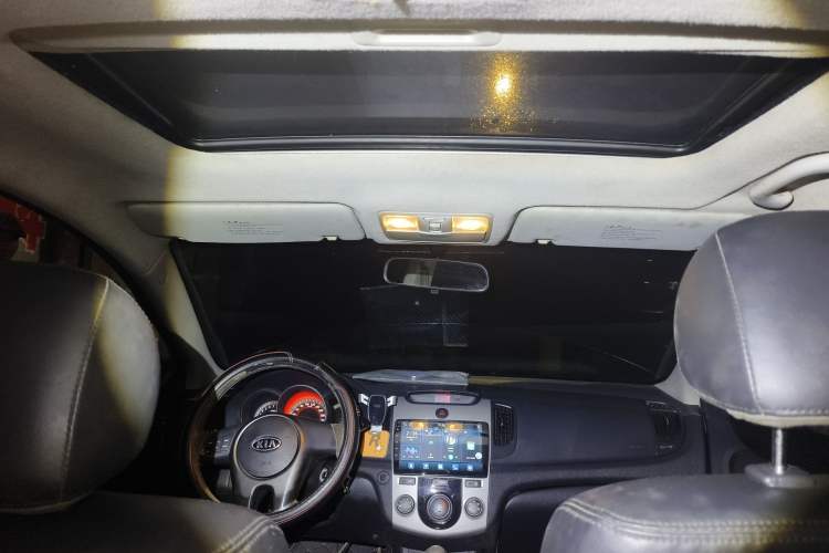 Used Kia Forte 2009 1.6L AT GLS
