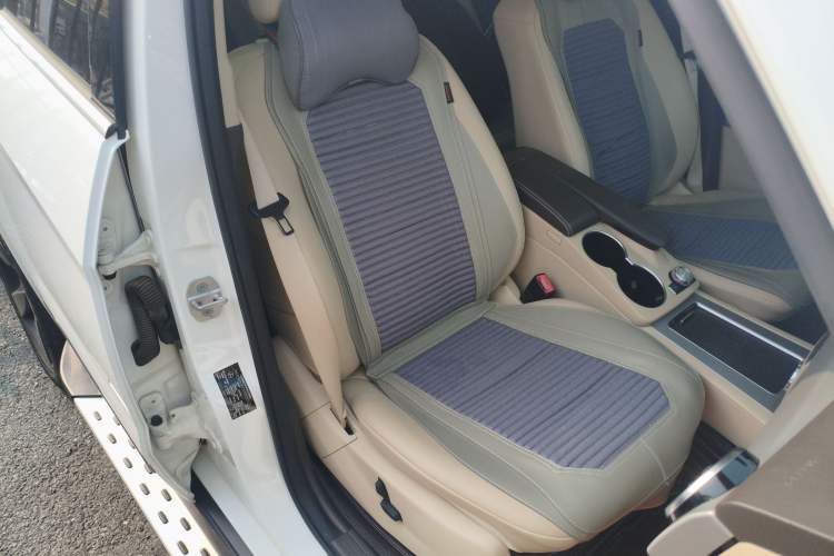 Used Mercedes-Benz GLK-Class 2013 Facelift GLK 300 4MATIC Fashion Edition