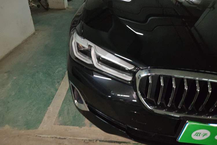 Used BMW 5 Series 2021 530Li xDrive Luxury Package Right Front Headlight