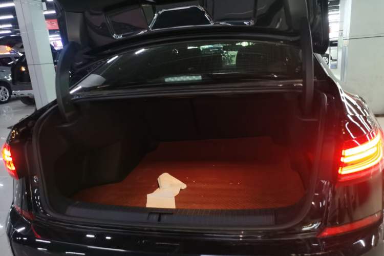 Used Volkswagen Passat 2024 380TSI Starry Dragon Edition Trunk