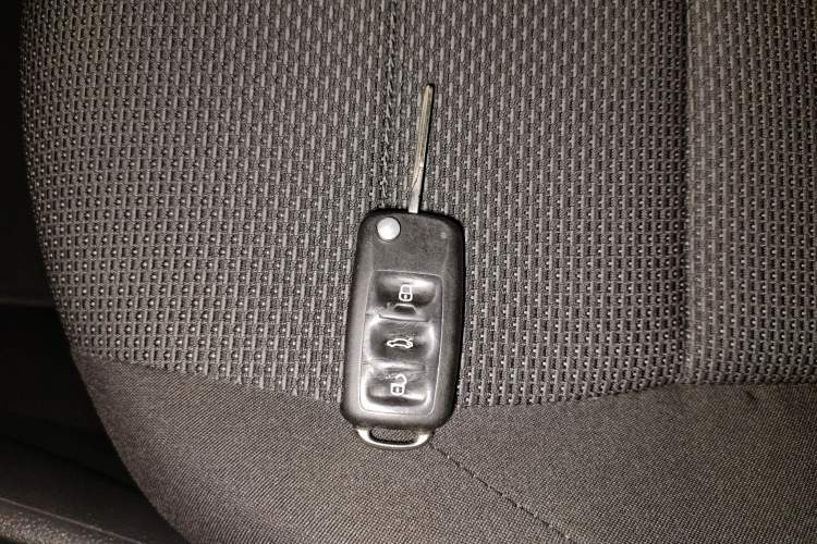 Used Volkswagen Bora 2016 1.6L Automatic Fashion Model
