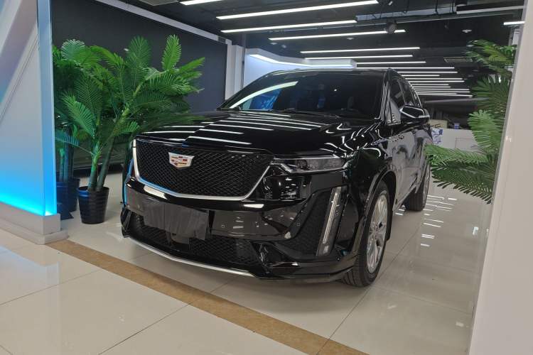 Used Cadillac XT6 2021 28T Six-Seater Luxury Sporty Enjoy-the-Comfort Safety Edition
