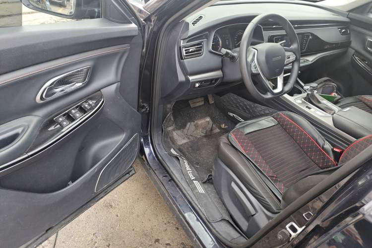 Used CHANGAN OSHAN X7 2020 1.5T Automatic Elite Edition
