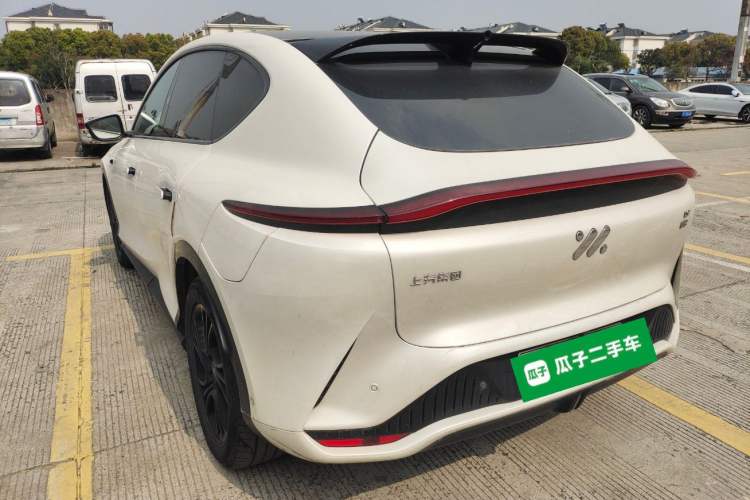 Used IM LS7 2023 100kWh Lux Rear-Drive Version