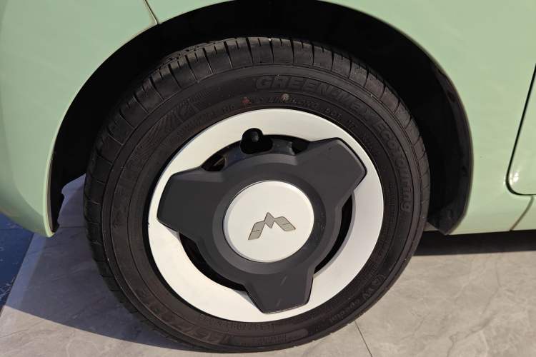 Used Wuling Hongguang MINIEV 2021 Macaron Premium Model – Lithium-NMC Exterior 4