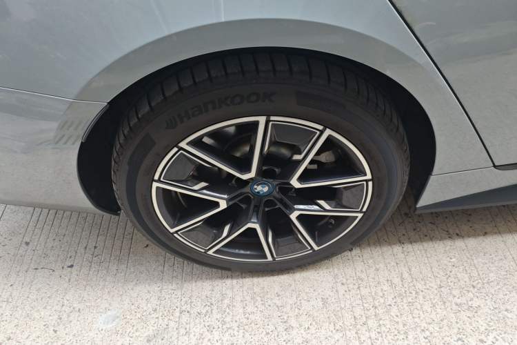 Used BMW i4 2022 eDrive40