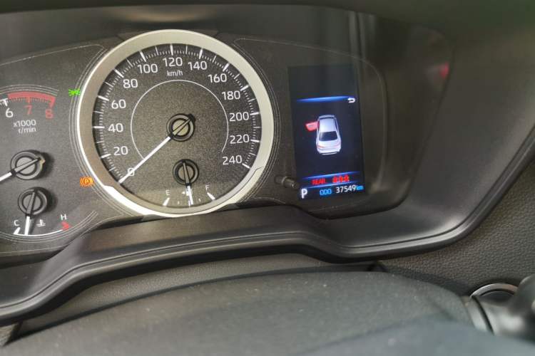 Used Toyota Levin 2021 185T CVT Luxury Edition Odometer Close Up