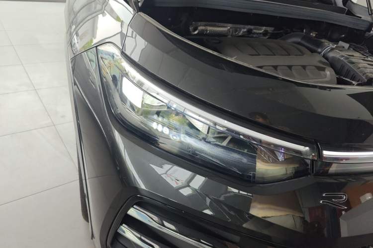 Used Volkswagen Tayron 2025 Tiguan L 380TSI 4Motion Luxury