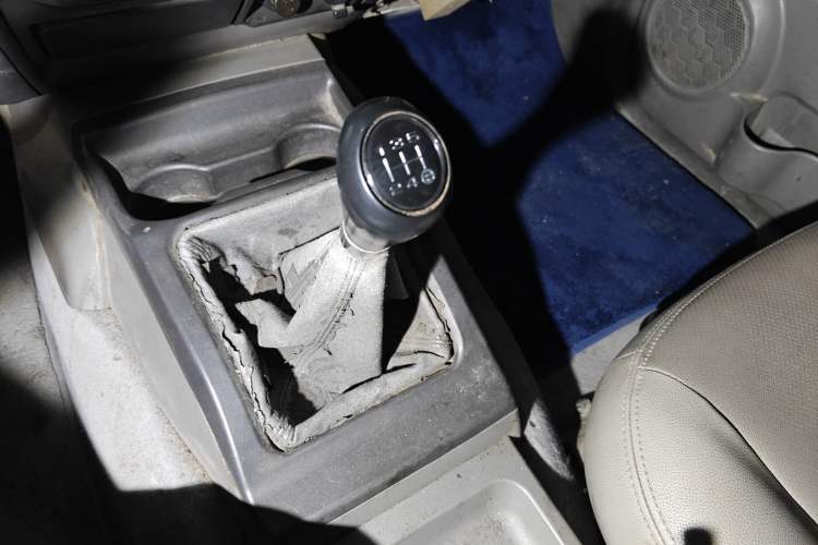 Used Great Wall Wingle 5 2011 2.2L Wealth Edition Two-Wheel Drive Big Double-Cab GW491QE