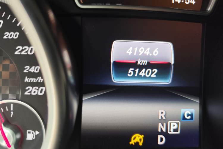 Used Mercedes-Benz GLE 2017 GLE 450 AMG 4MATIC Odometer Close Up