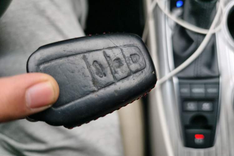 Used Toyota Camry 2018 Dual-Engine 2.5HQ Flagship Edition Vehicle Key