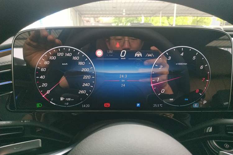 Used Mercedes-Benz E-Class 2026 E 300 L Luxury Instrument Cluster