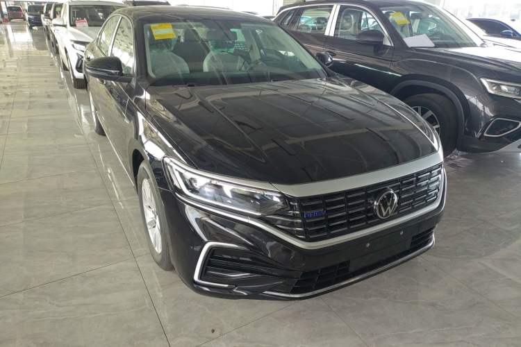 Used Volkswagen Passat New Energy 2025 430 PHEV Hybrid Business Edition Exterior 1