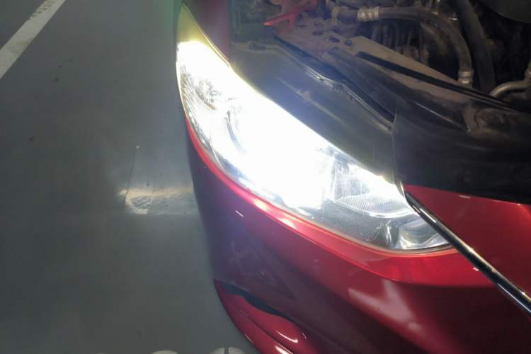 Used Mazda Atenza 2014 2.0L Blue Sky Luxury Edition
