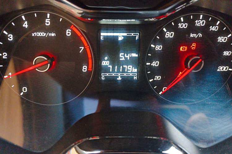 Used Baojun 310 2016 1.2L Manual Luxury Model
