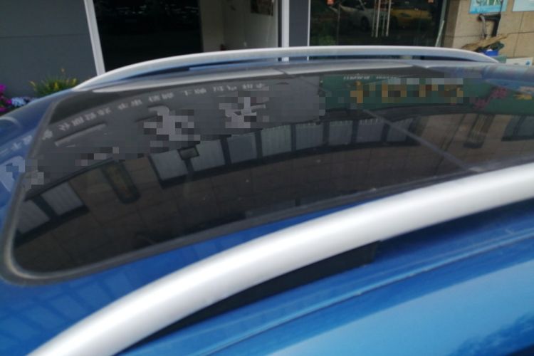 Used Zotye T300 2017 1.5T CVT Luxury Model Roof