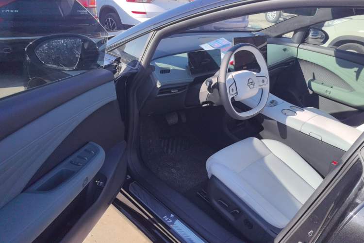 Used Nissan N7 2025 510 Max