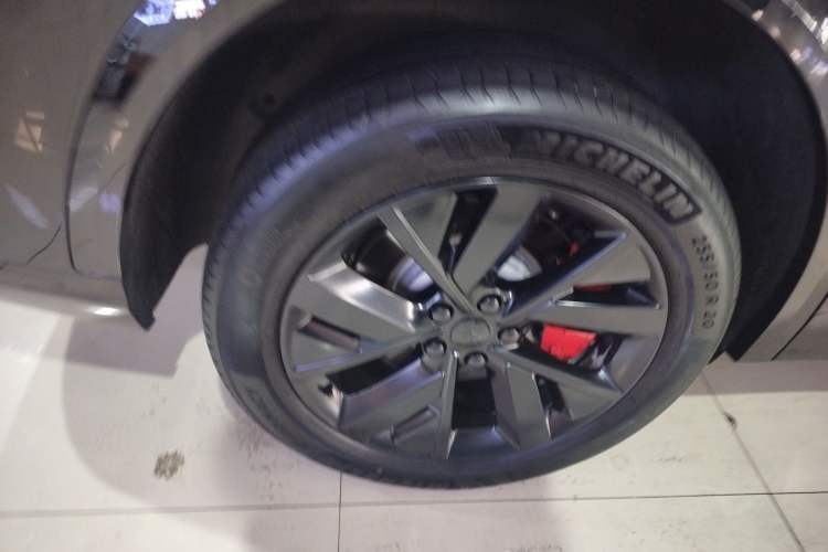 Used Li Auto L8 2023 Pro Model