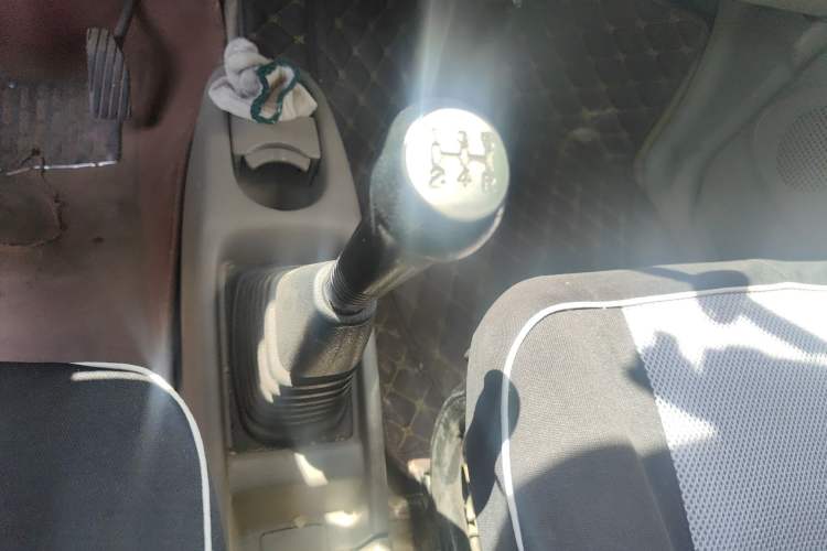 Used Suzuki Wagon R 2015 1.0L Manual Comfort Model Gear Lever