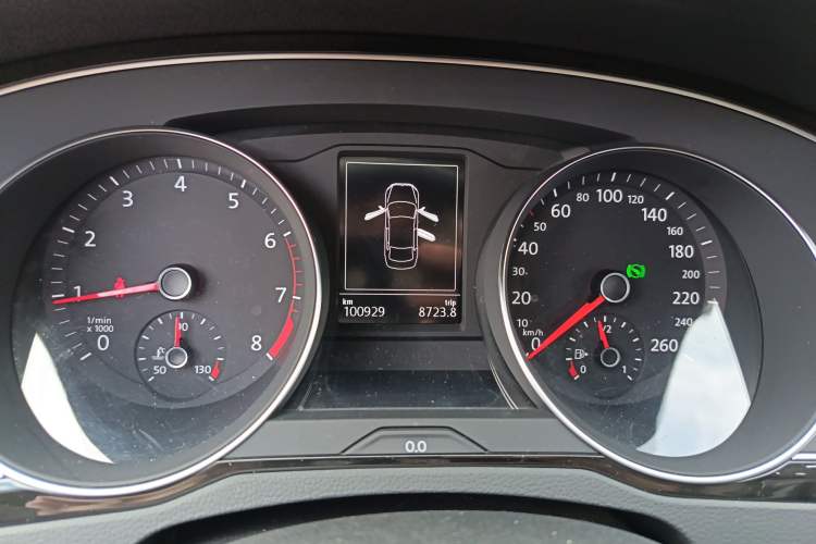 Used Volkswagen Magotan 2017 380TSI DSG Luxury Model Instrument Cluster