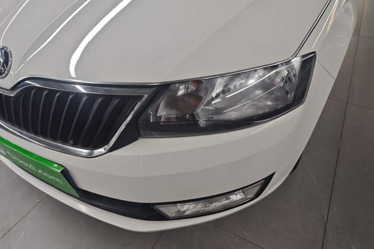 Used Skoda Rapid 2016 1.6L Automatic Chuanxing Edition Left Front Headlight