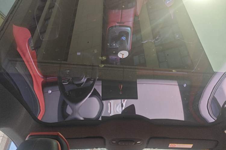 Used Xiaomi Auto SU7 2024 Rear-Drive Ultra-Long Range Advanced Pro-Level Intelligent Driving Version Headliner