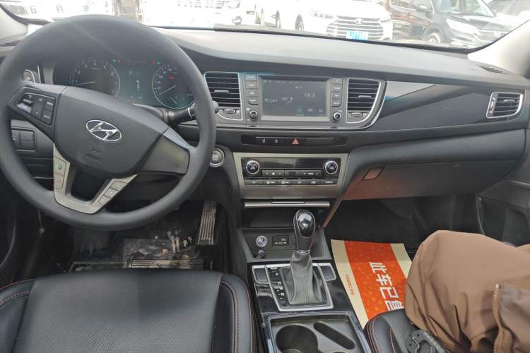 Used Hyundai Mistra 2016 1.8L Automatic Smart GLS
