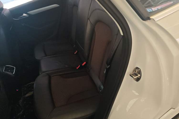 Used Audi Q3 2017 30 TFSI Fashion Model
