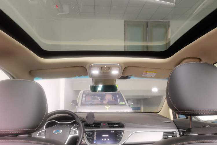 Used Geely Auto Emgrand GS 2018 Lingchao Edition 1.4T Automatic ZhenShang Smart Connectivity Model Headliner