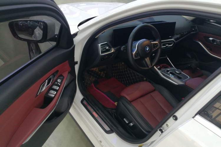 Used BMW i3 2022 eDrive 35 L