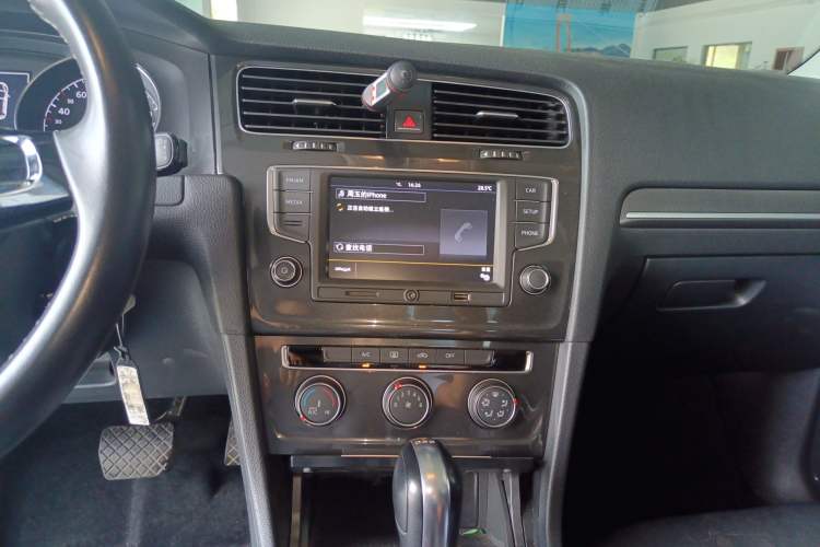 Used Volkswagen Golf 2017 230TSI Automatic Comfort Edition – Celebrating Milestone of One Million Units