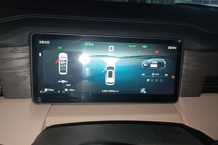 Used JETOUR Shanhai L9 2025 1.5TD 2DHT Flagship Edition 6 Seats