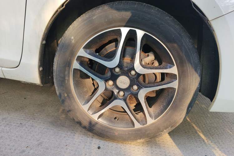 Used BYD G5 2014 1.5TI Manual Luxury Edition