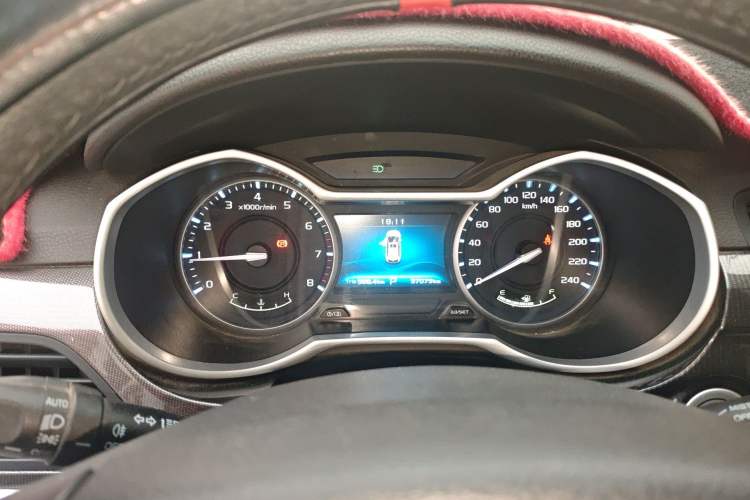 Used Geely Auto Emgrand 2017 Hatchback RS Million Edition 1.5L CVT Upward Version
