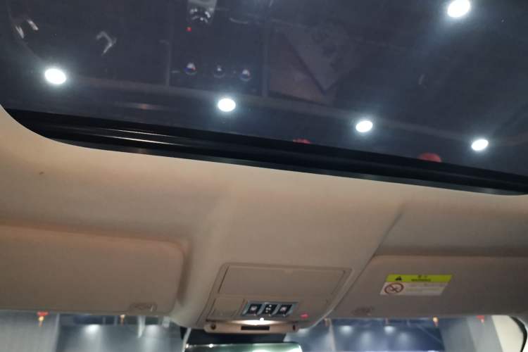 Used Land Rover Discovery 2018 3.0 SC V6 HSE
